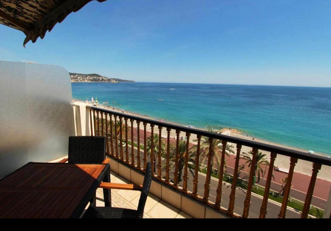 Appartement Front De Mer - Promenade Des Anglais Nizza Exterior foto